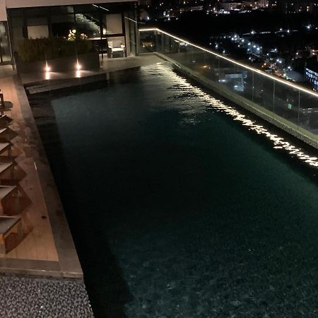 Base Condos Pattaya Exterior photo